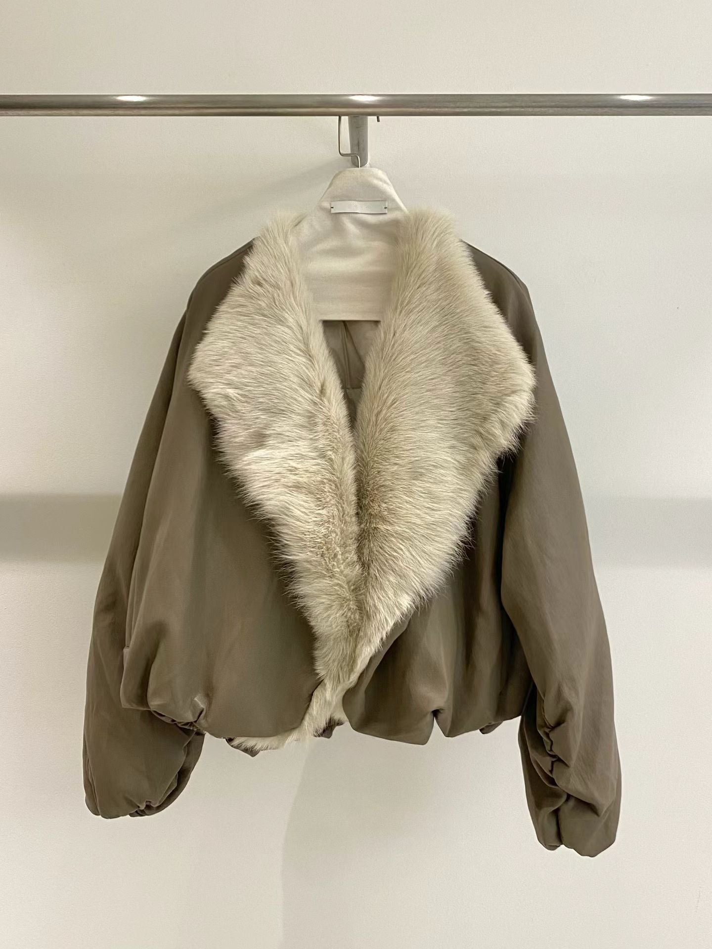 Thisbe Duck Feather Jacket 【羊毛翻領鴨絨羽絨】(2 Colors)