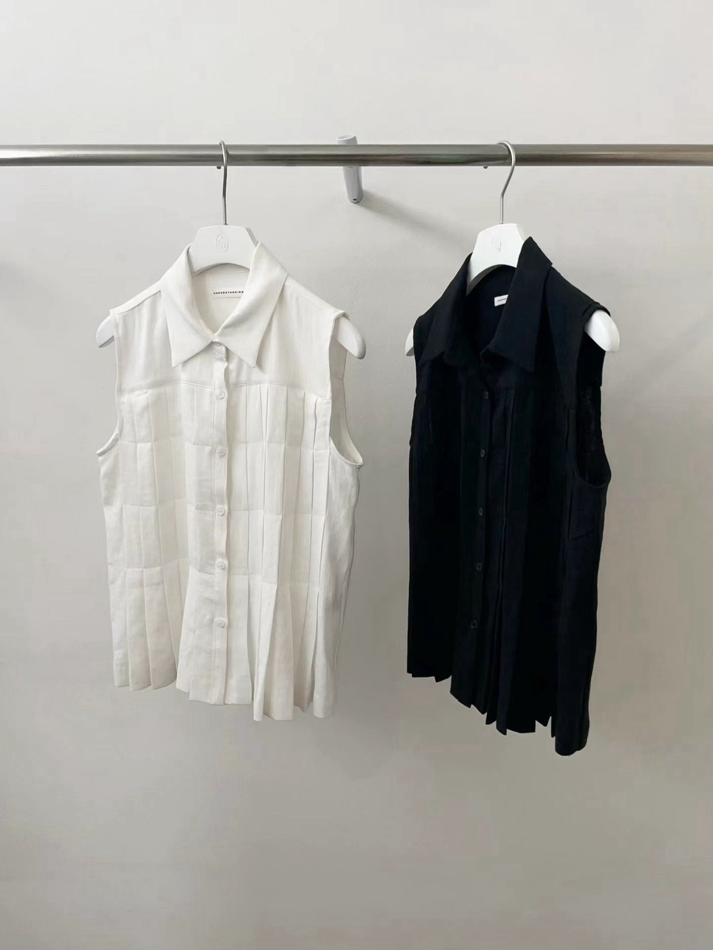 Linen Pleated Short-sleeved Shirt (2 Colors)