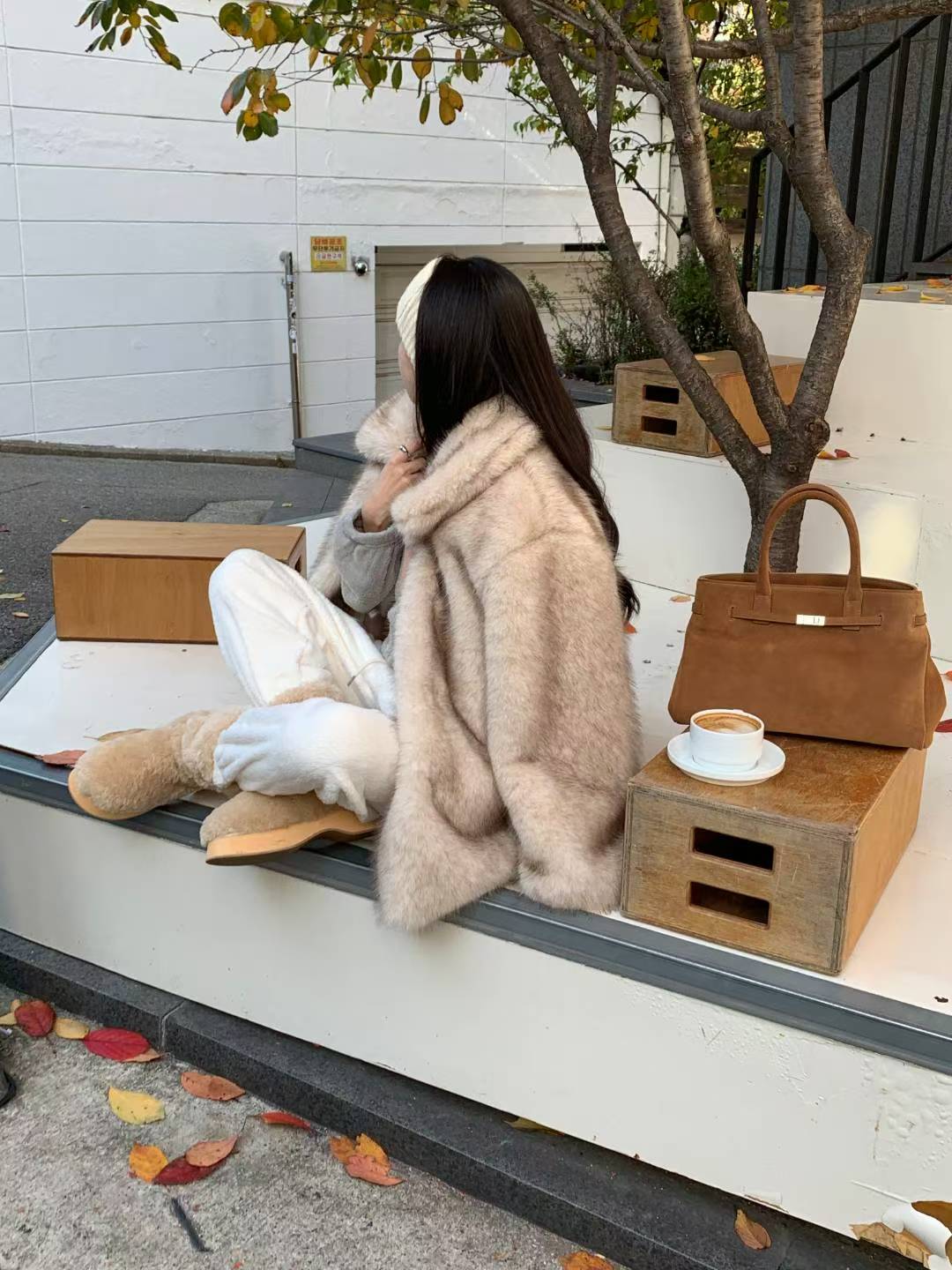 Ceridwen Fur Jacket (2 Colors)