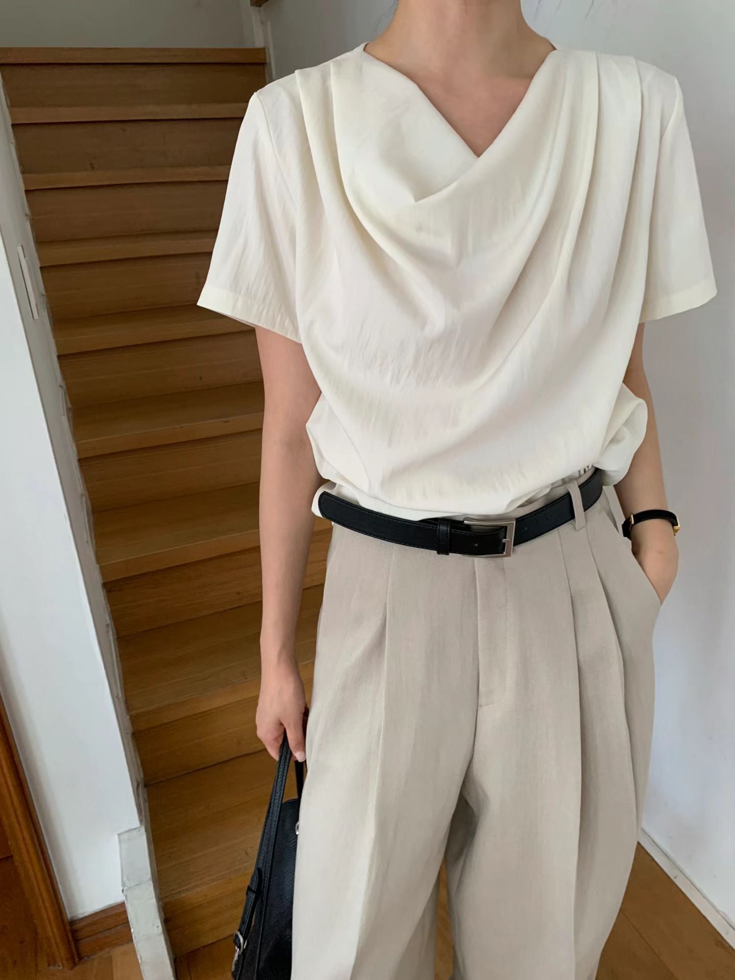 Neck Hool Blouse (2 Colors)
