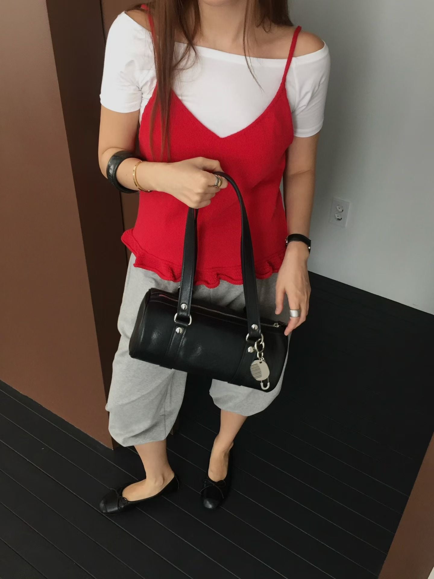 Nessa Barrel Cow Leather Bag (2 Colors)