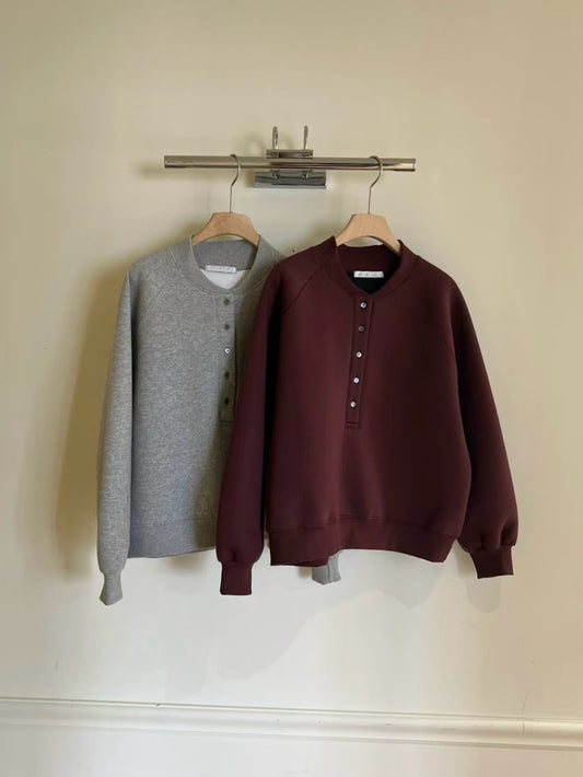 Ulyana Sweatshirt (2 Colors)