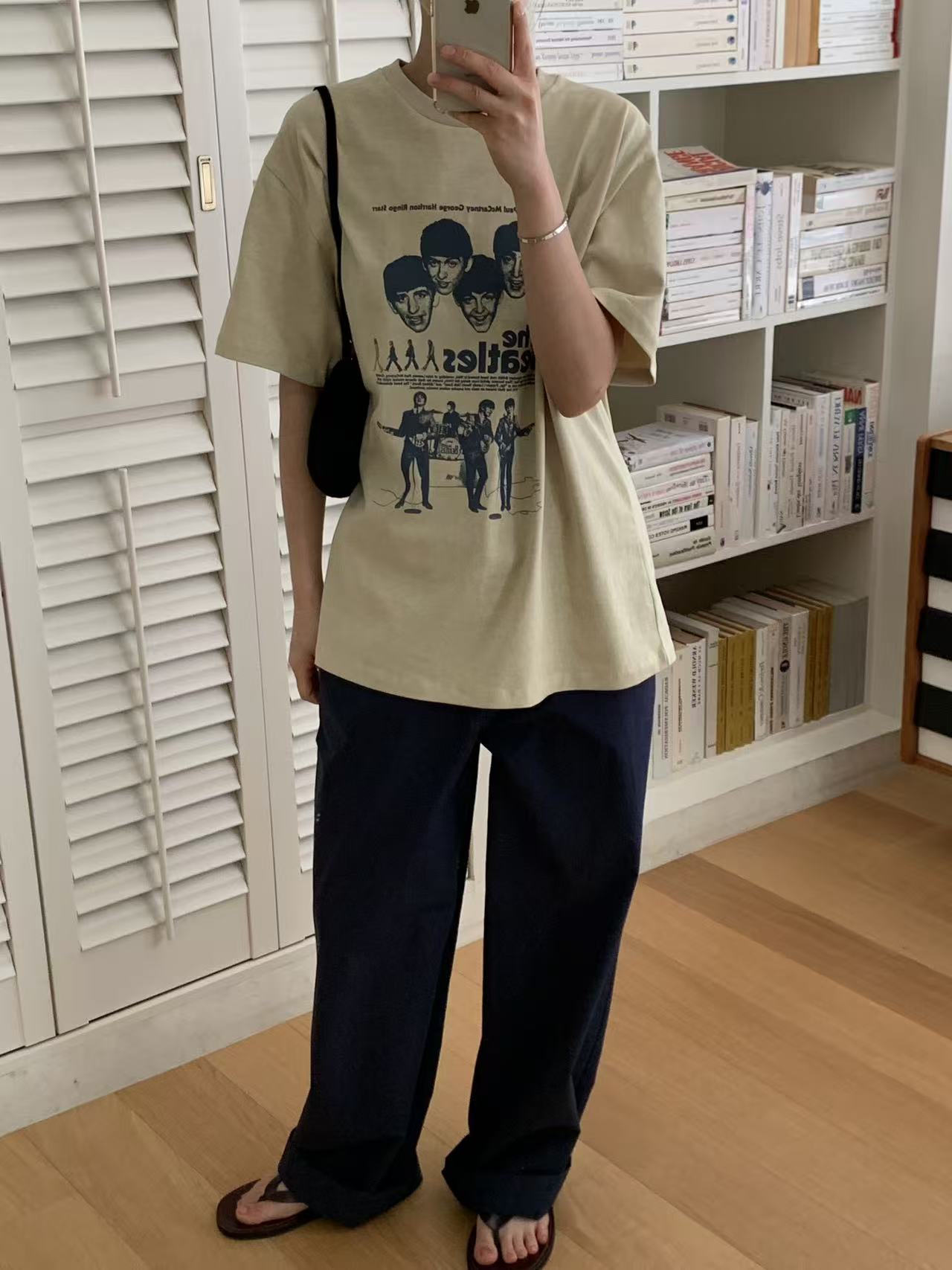 【棉100%】 Viona Beatles Tee (2 Colors)
