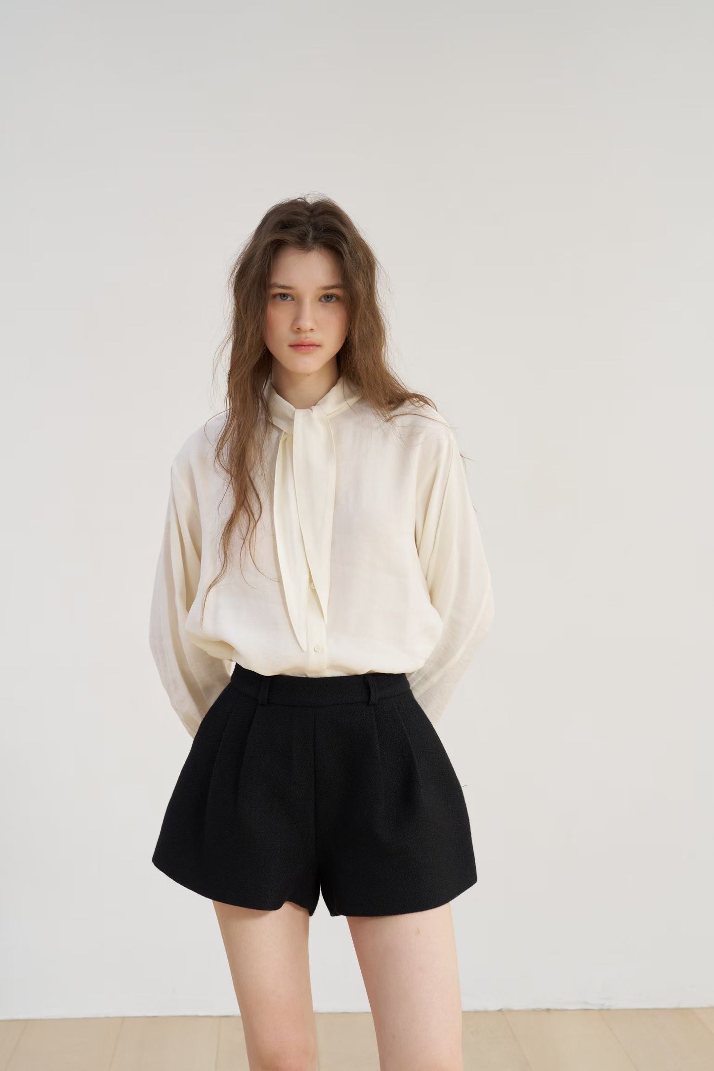 Peridot Tweed Short Pants (2 Colors)