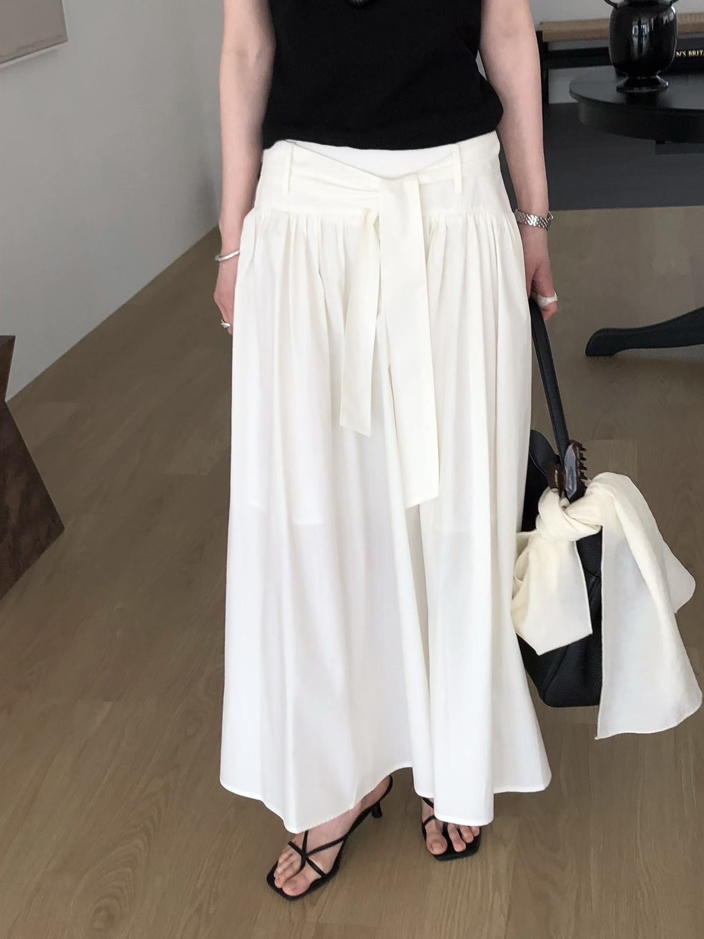 Metis Skirt (2 Colors)