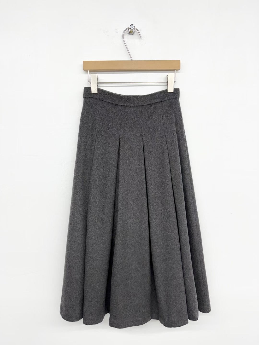 Sable Benson Pleated Skirt (2 Colors)