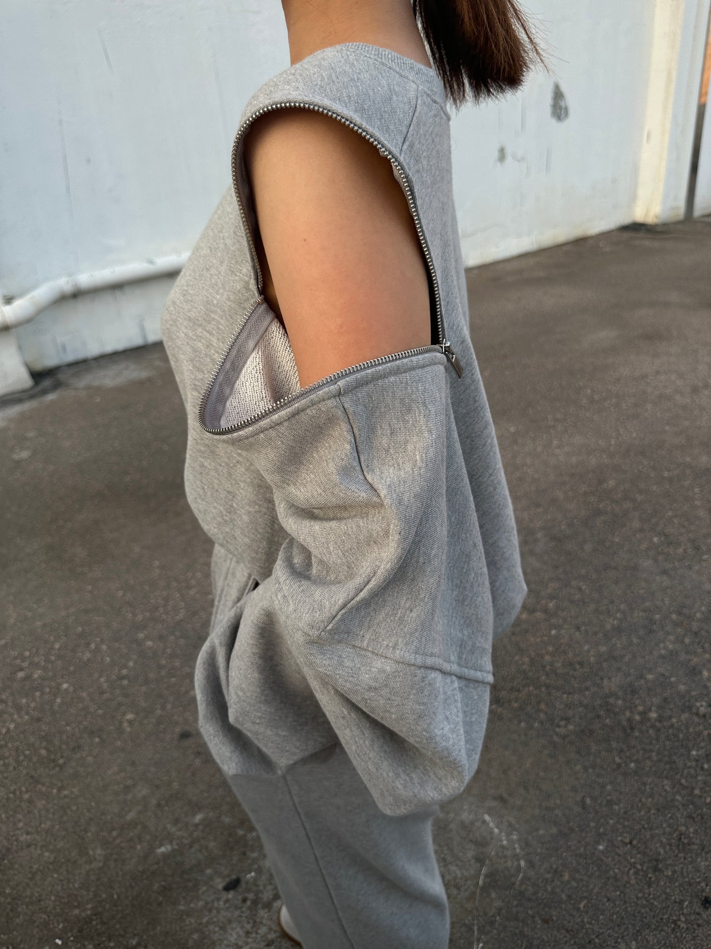 Oversized Sweatshirt with Zip