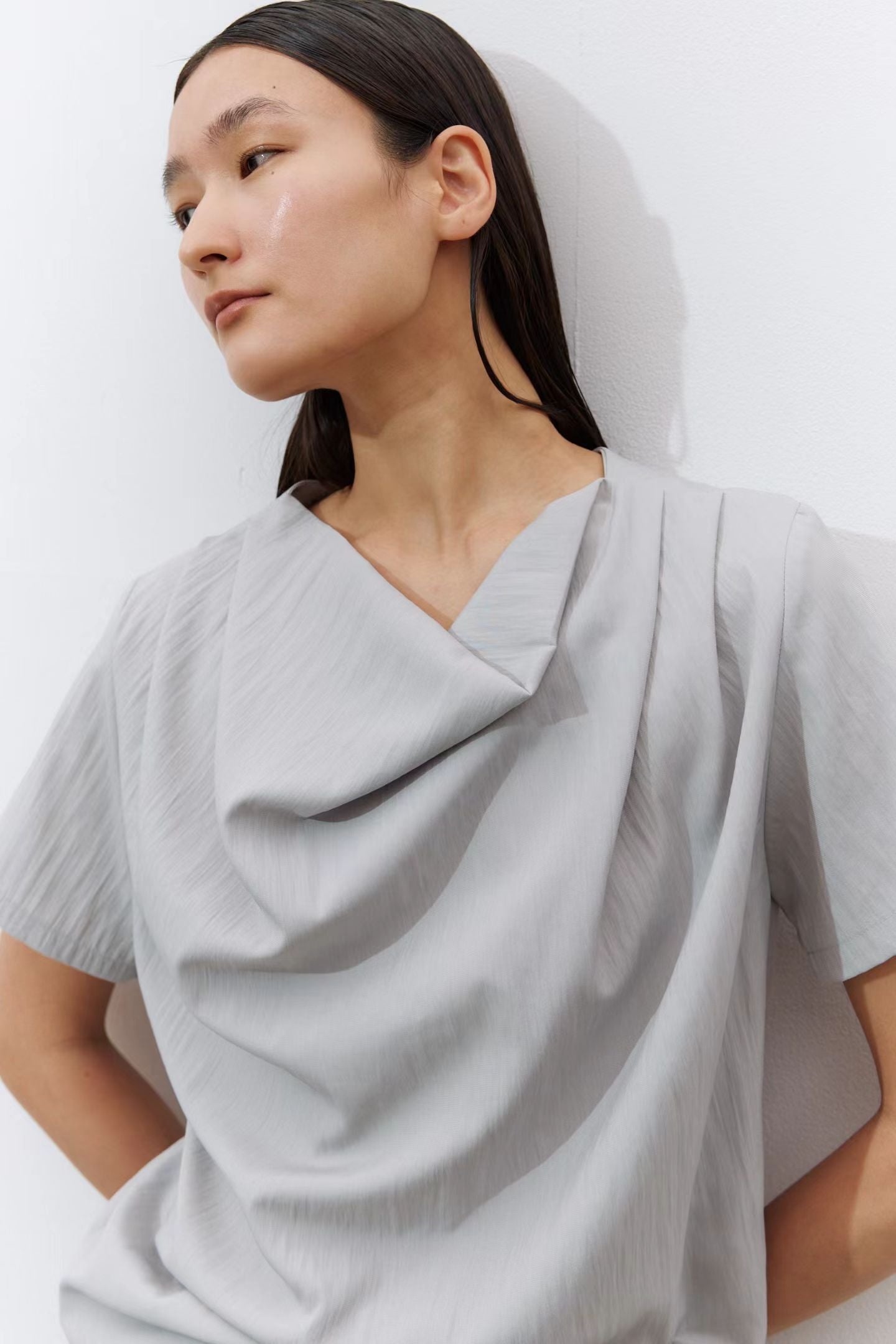 Neck Hool Blouse (2 Colors)