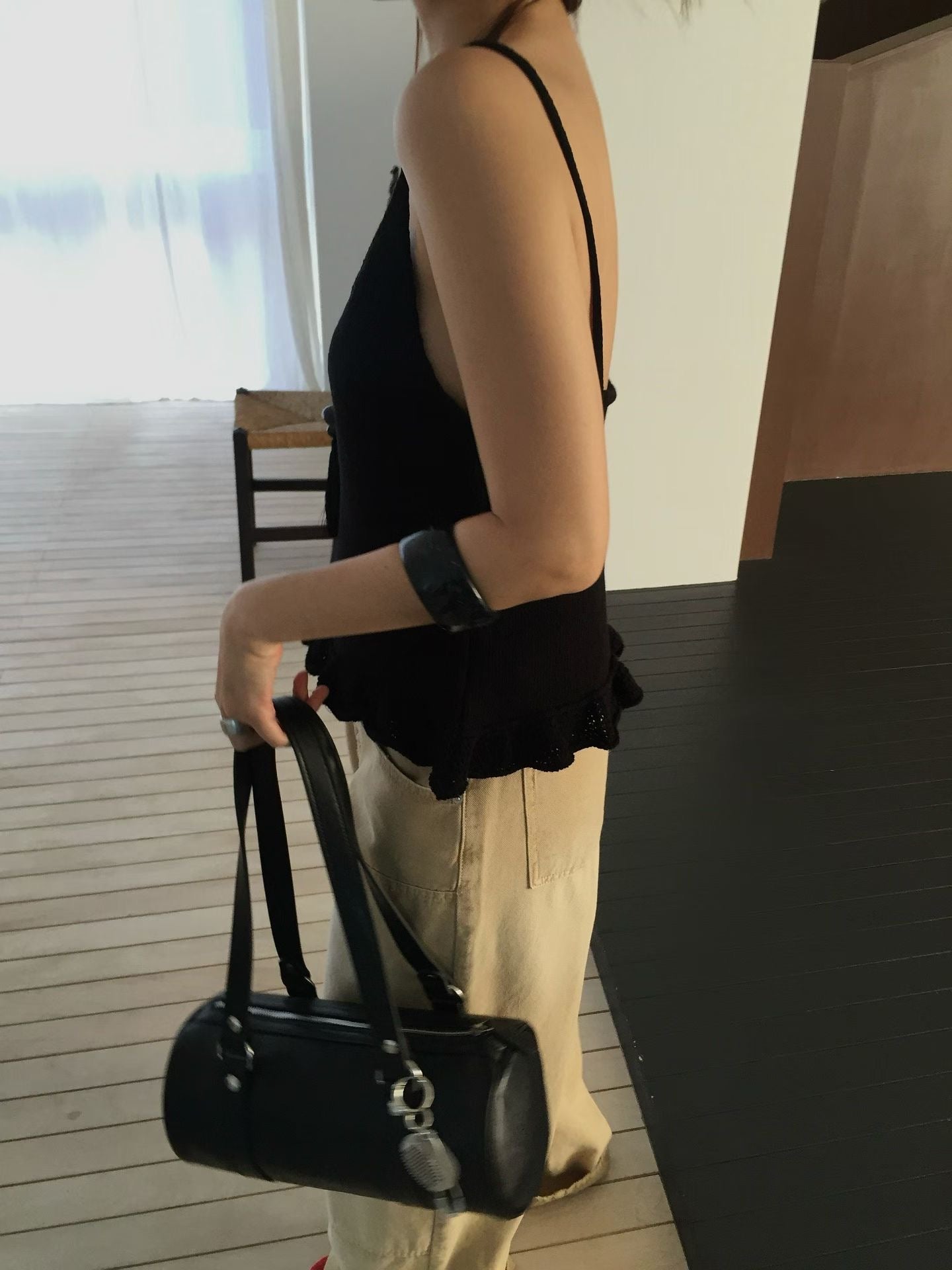 Nessa Barrel Cow Leather Bag (2 Colors)