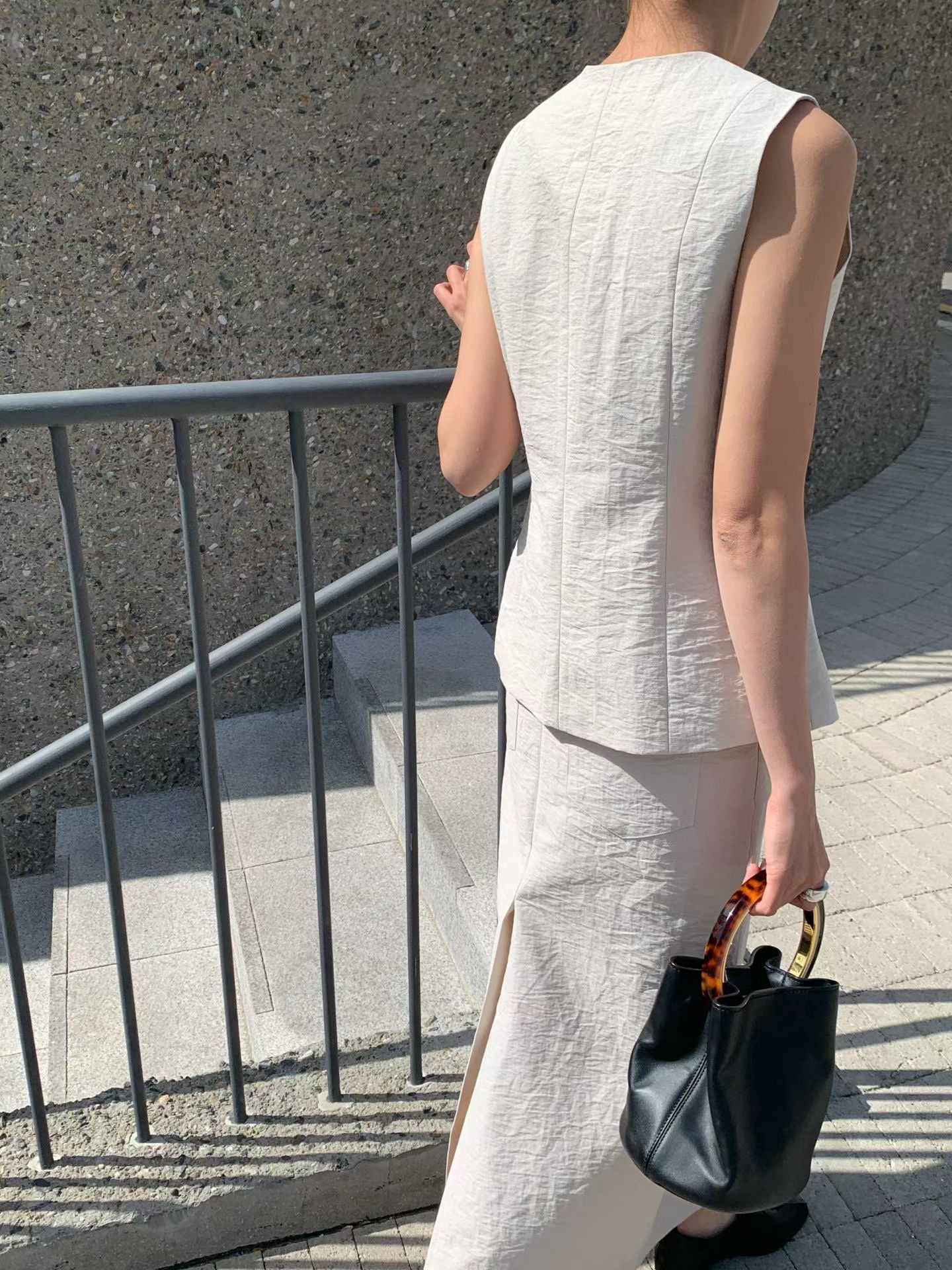 Acacia Vest (2 Colors)