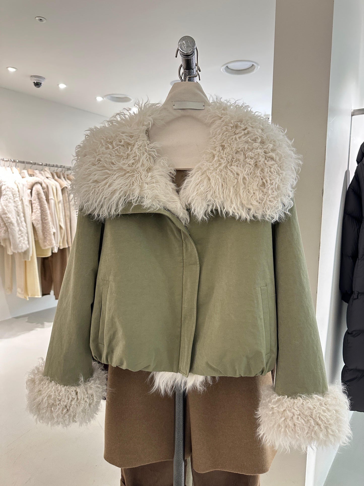 Wintery Goose Down Jacket 【羊毛領鵝絨羽絨】