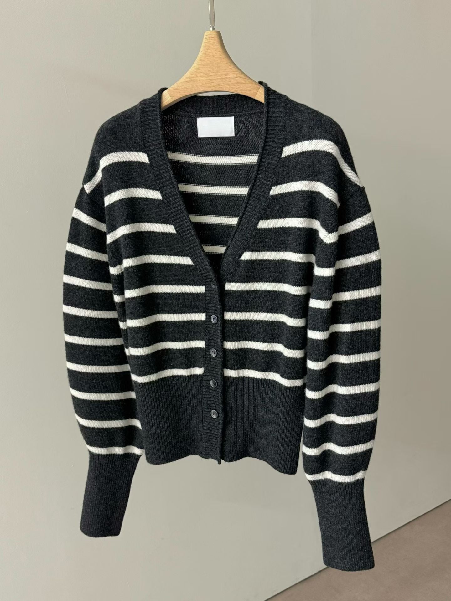 Amaryllis Cardigan (3 Colors)
