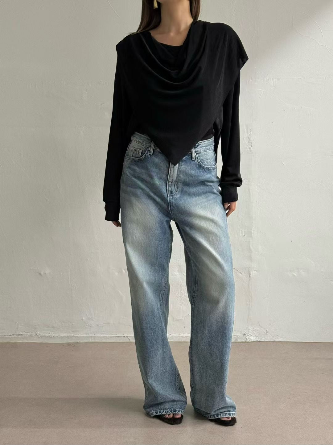 Selene Blouse (2 Colors) 直播後 Reels 隱藏款！