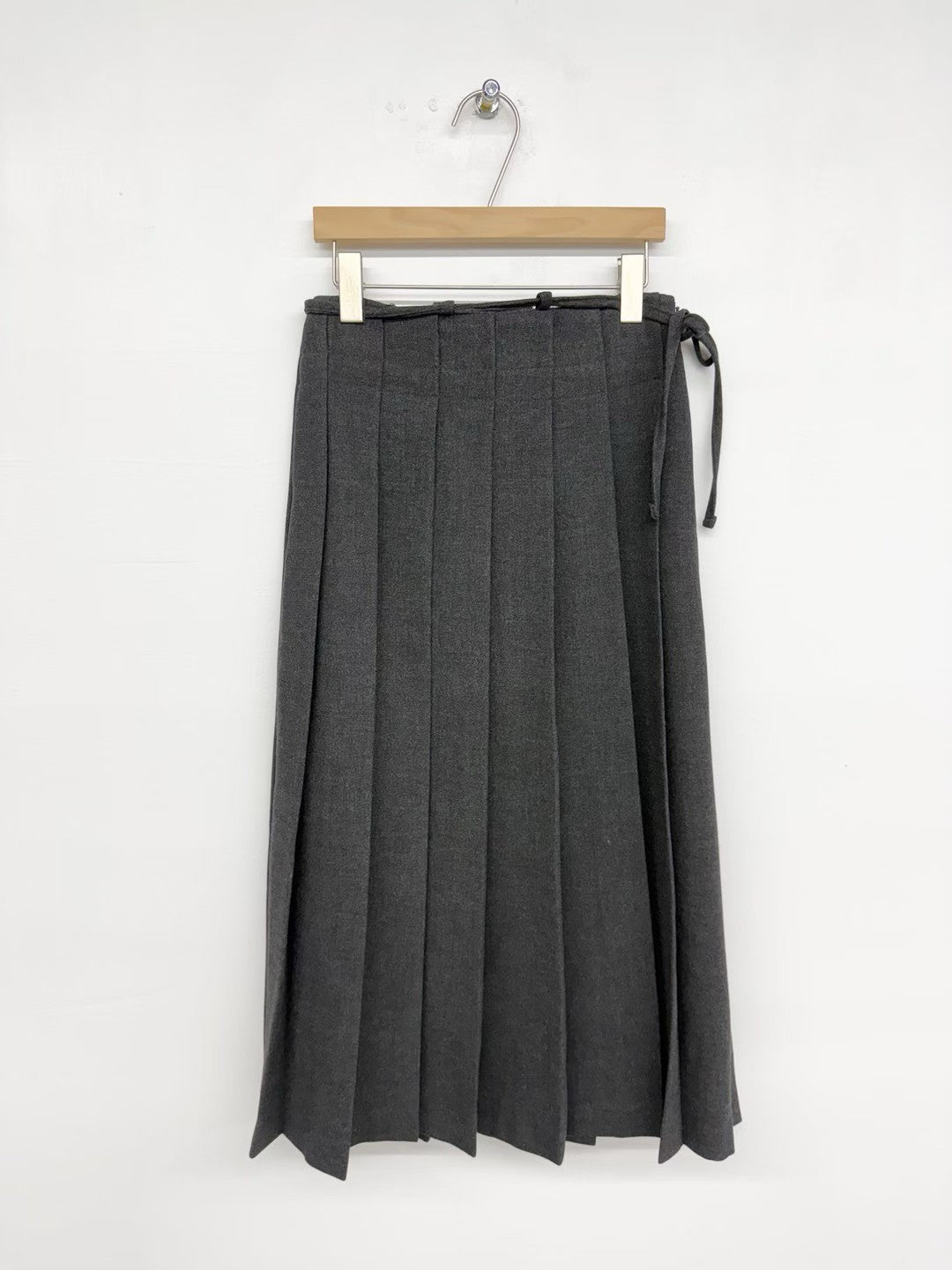 Tansie Pleated Skirt (2 Colors)