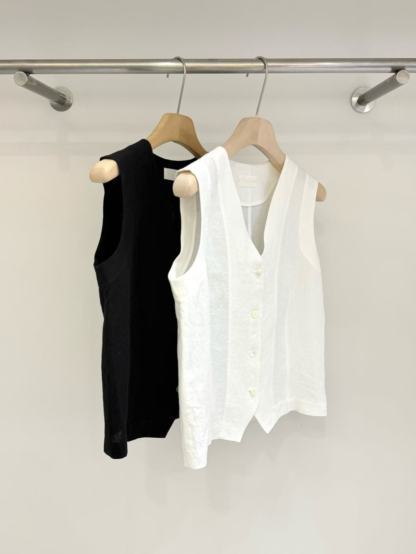 Elpis 100% Linen Vest (2 Colors)