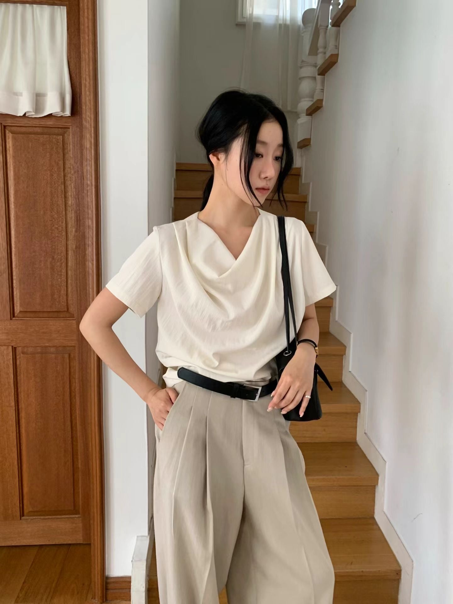 Neck Hool Blouse (2 Colors)