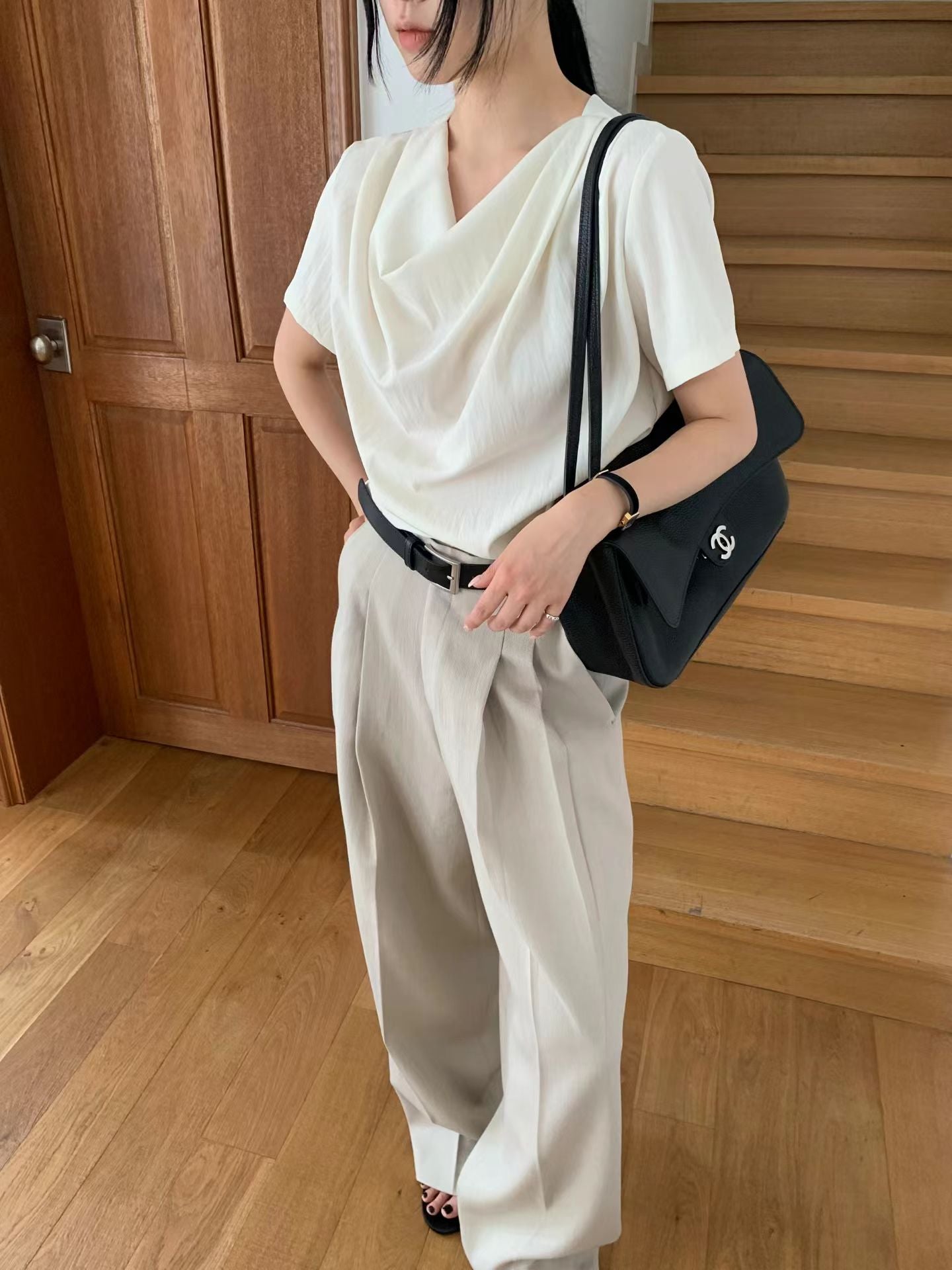 Neck Hool Blouse (2 Colors)