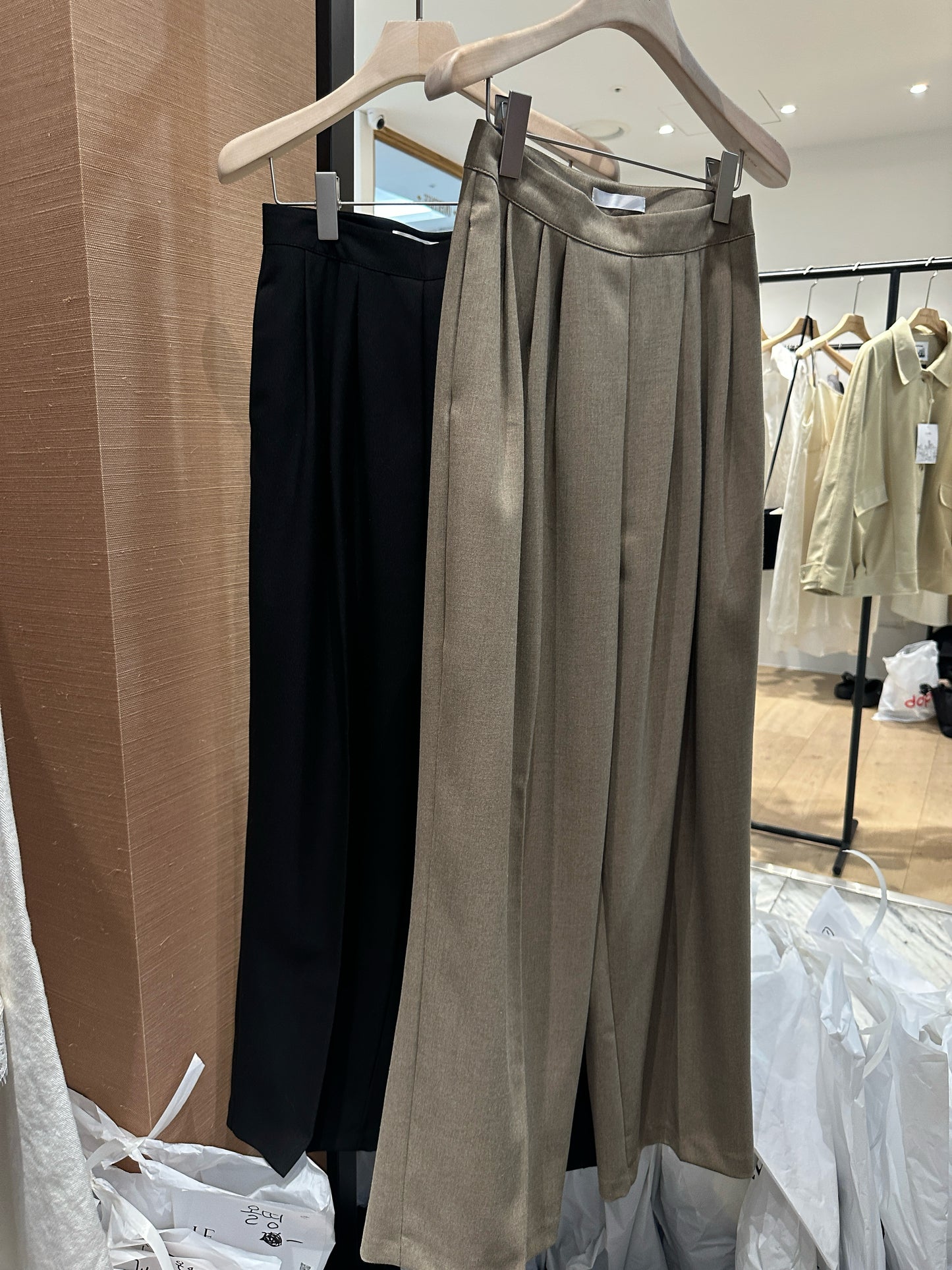 Cyra Pants (2 Colors)