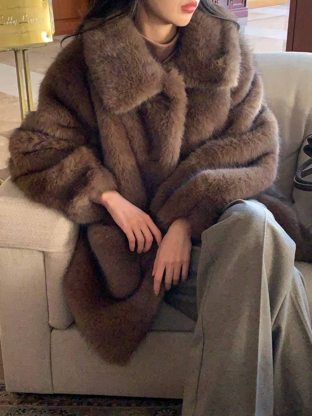 Ceridwen Fur Jacket (2 Colors)