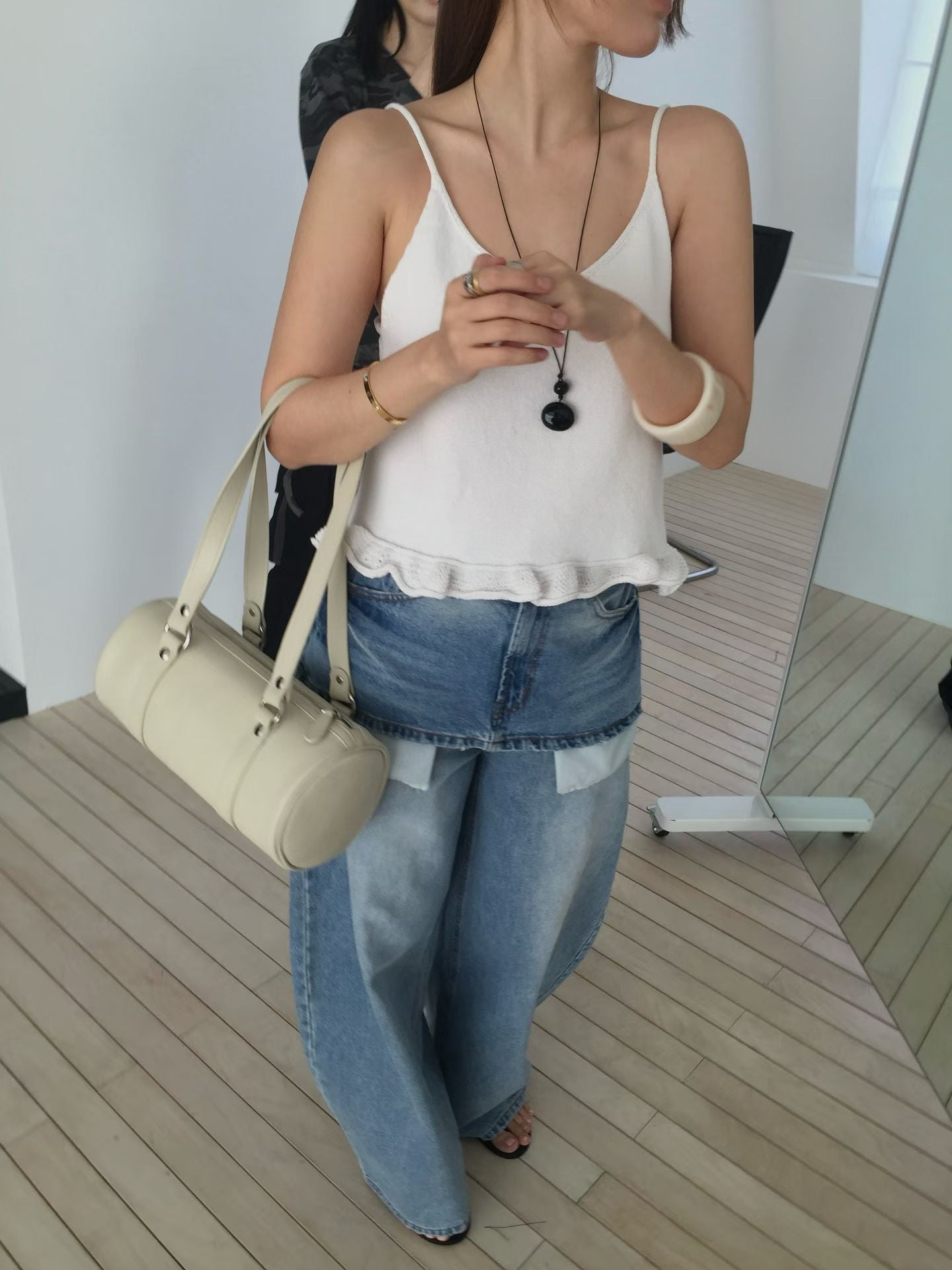 Nessa Barrel Cow Leather Bag (2 Colors)