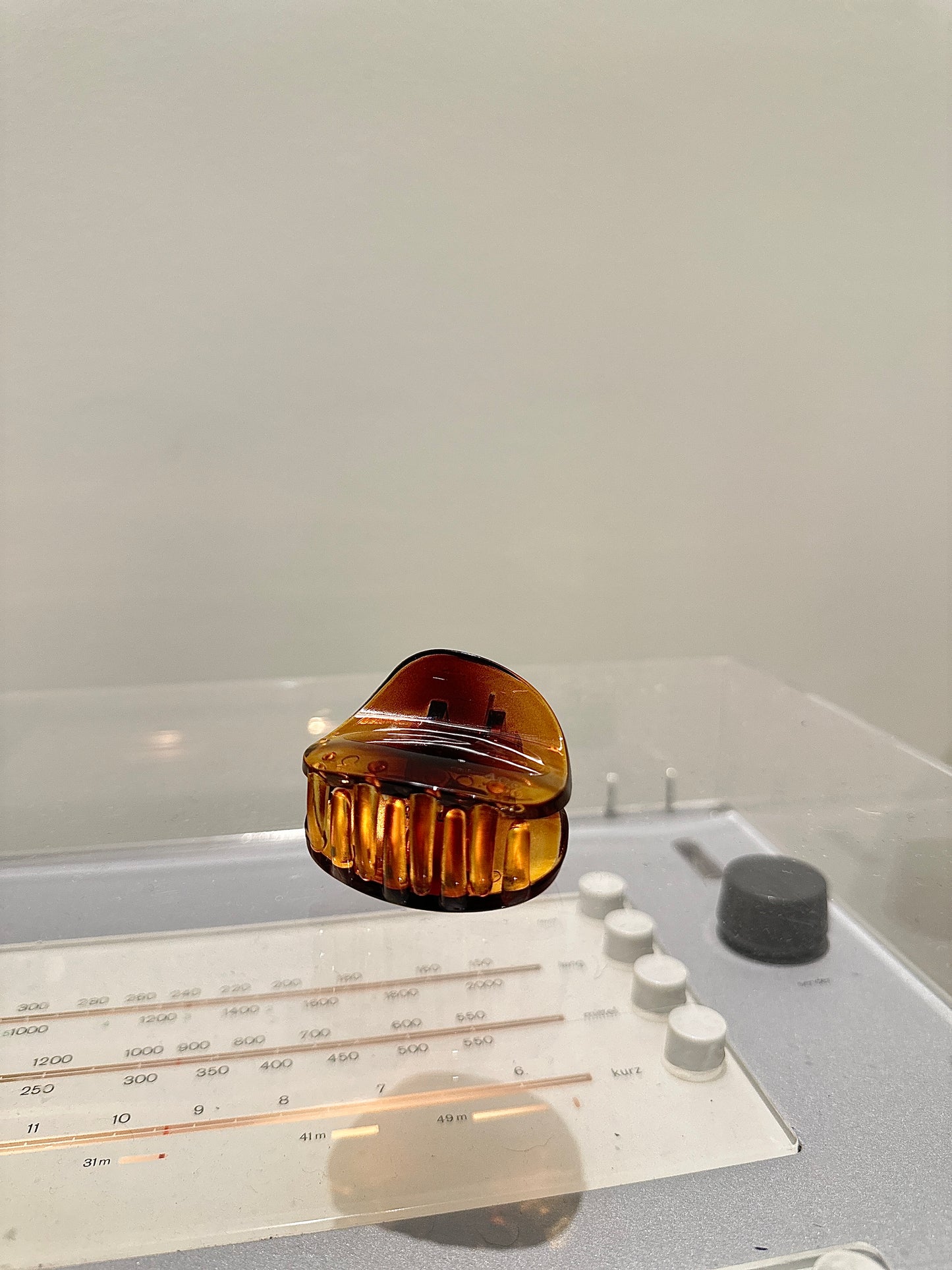 Ago Hair Clip (2 Colors)