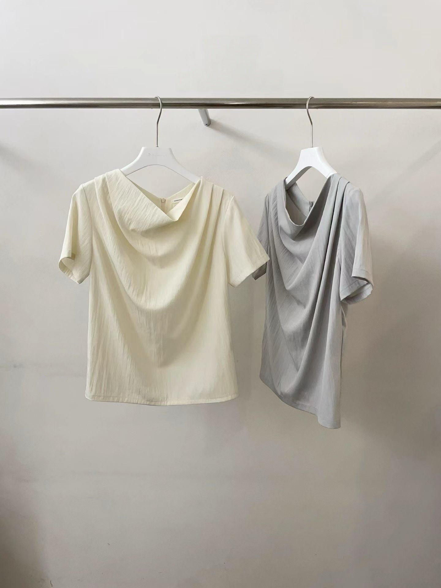Neck Hool Blouse (2 Colors)