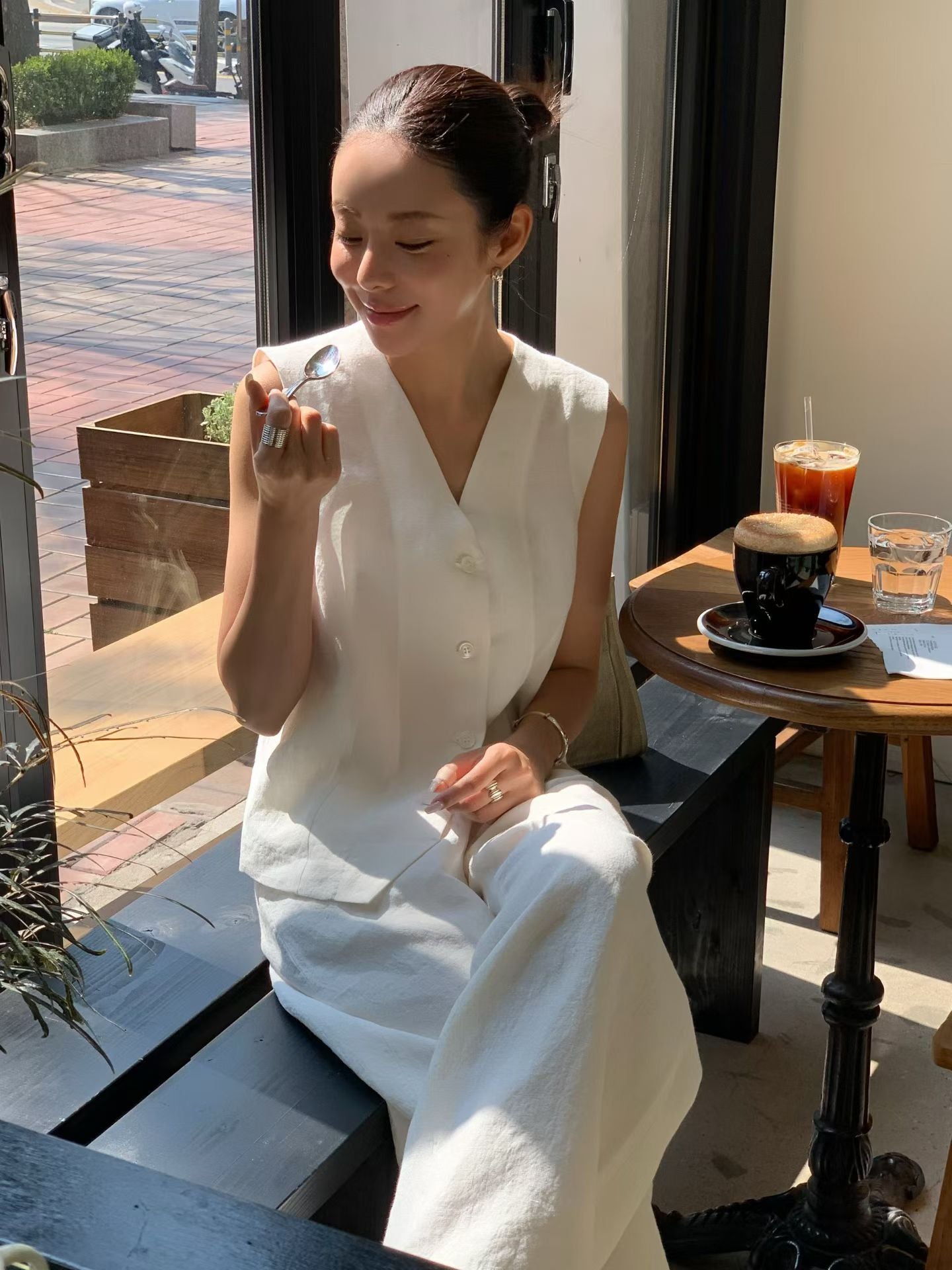 Elpis 100% Linen Vest (2 Colors)