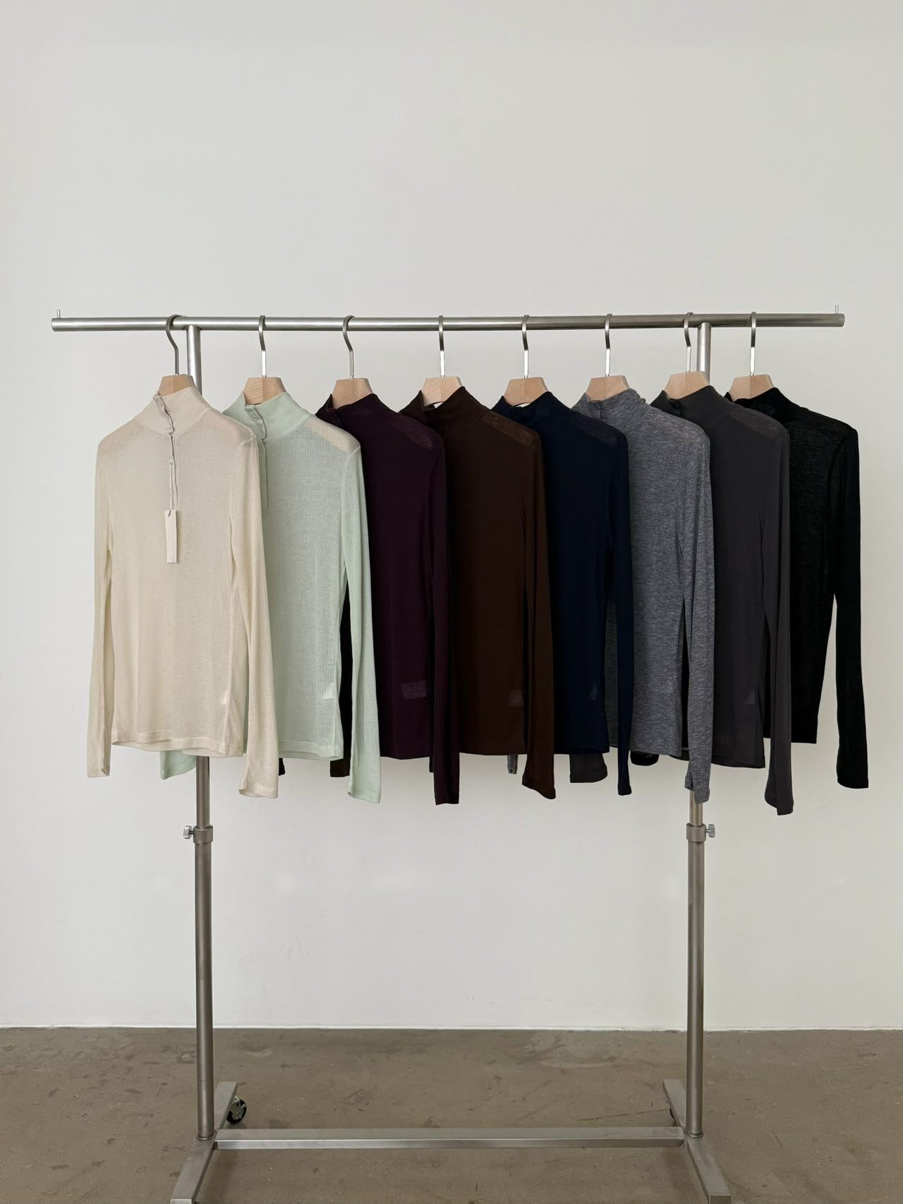 Nolwenn 70% Tencel Top (8 Colours)