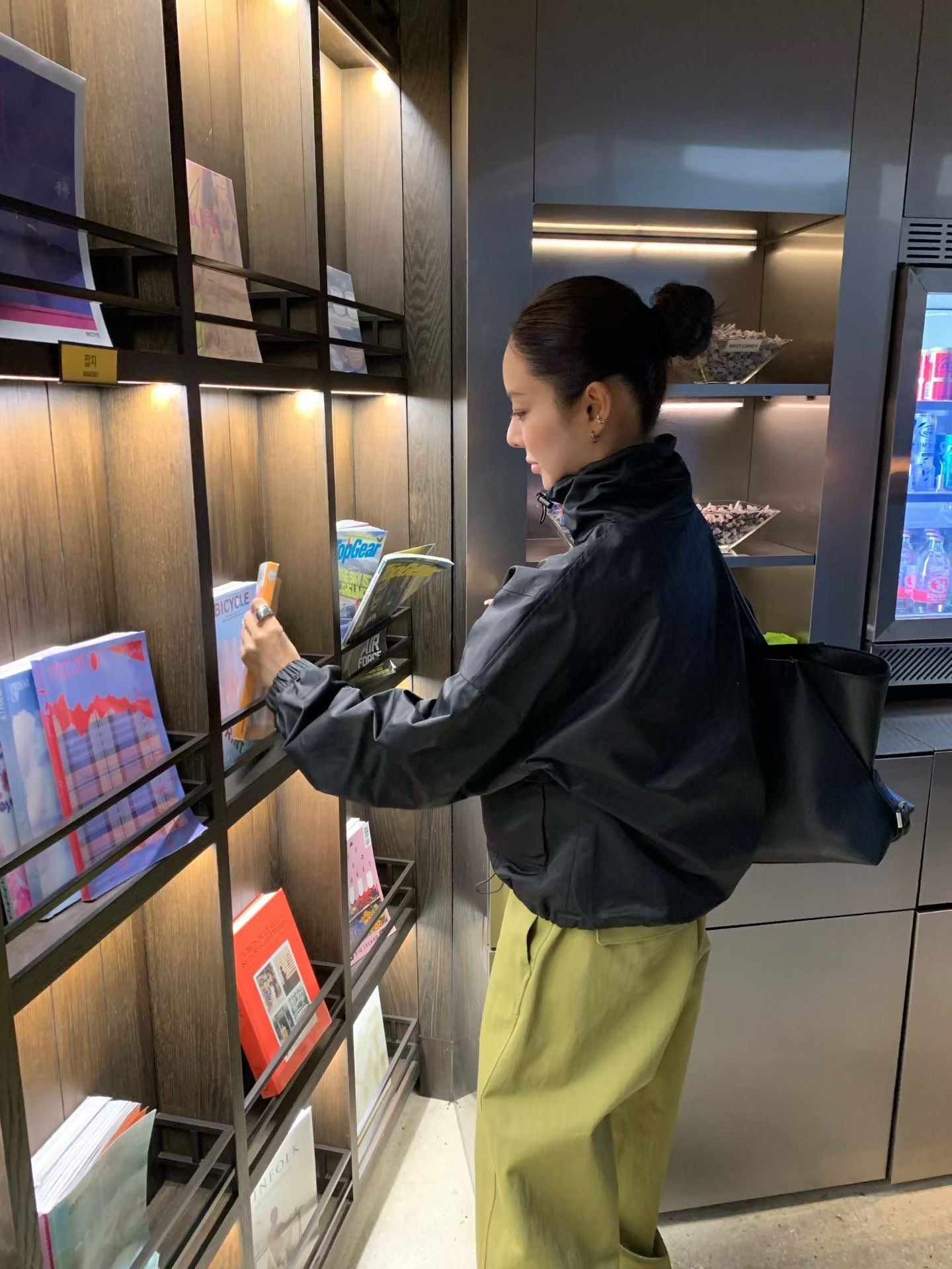 Kaelith Jacket (2 Colors)