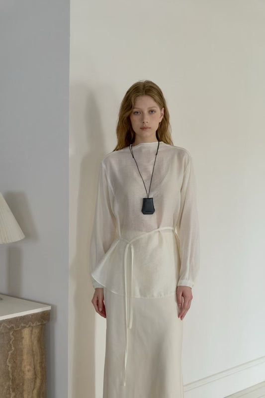 Raina Blouse (2 Colors)