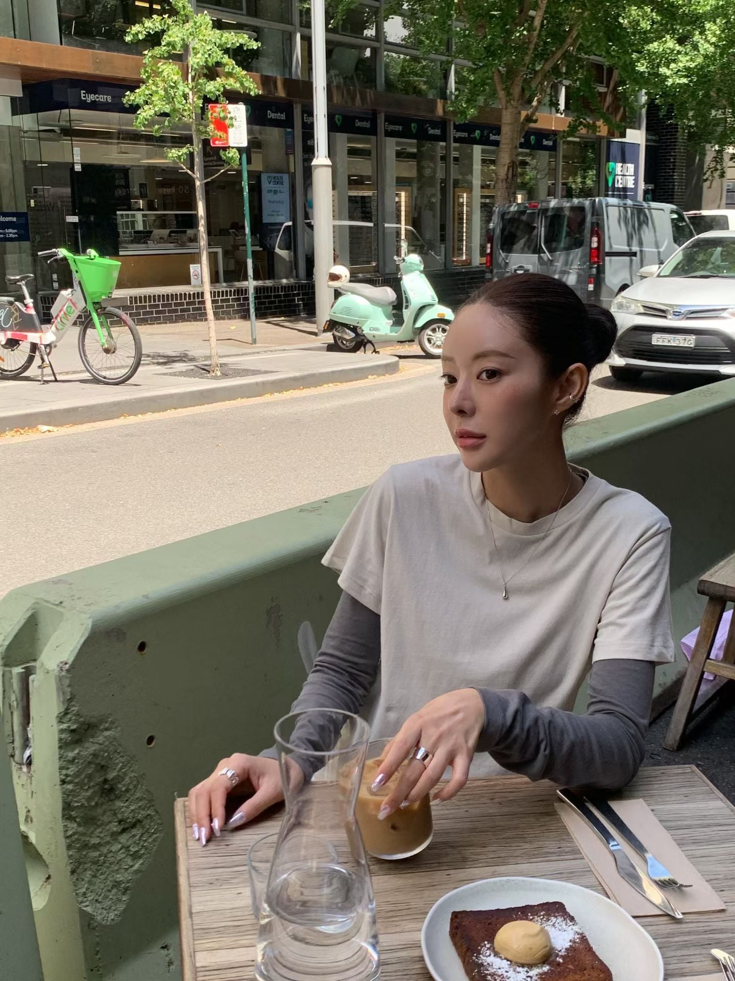 Galadriel Tee (17 Colors)