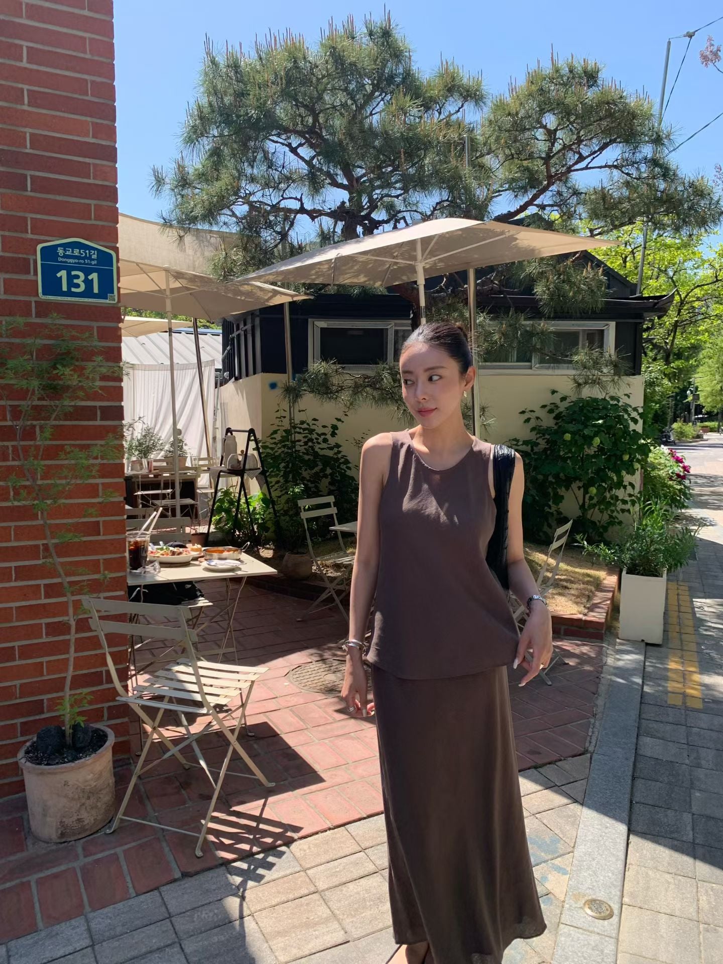 【亞麻40%面料】 Emeris Top (2 Colors)