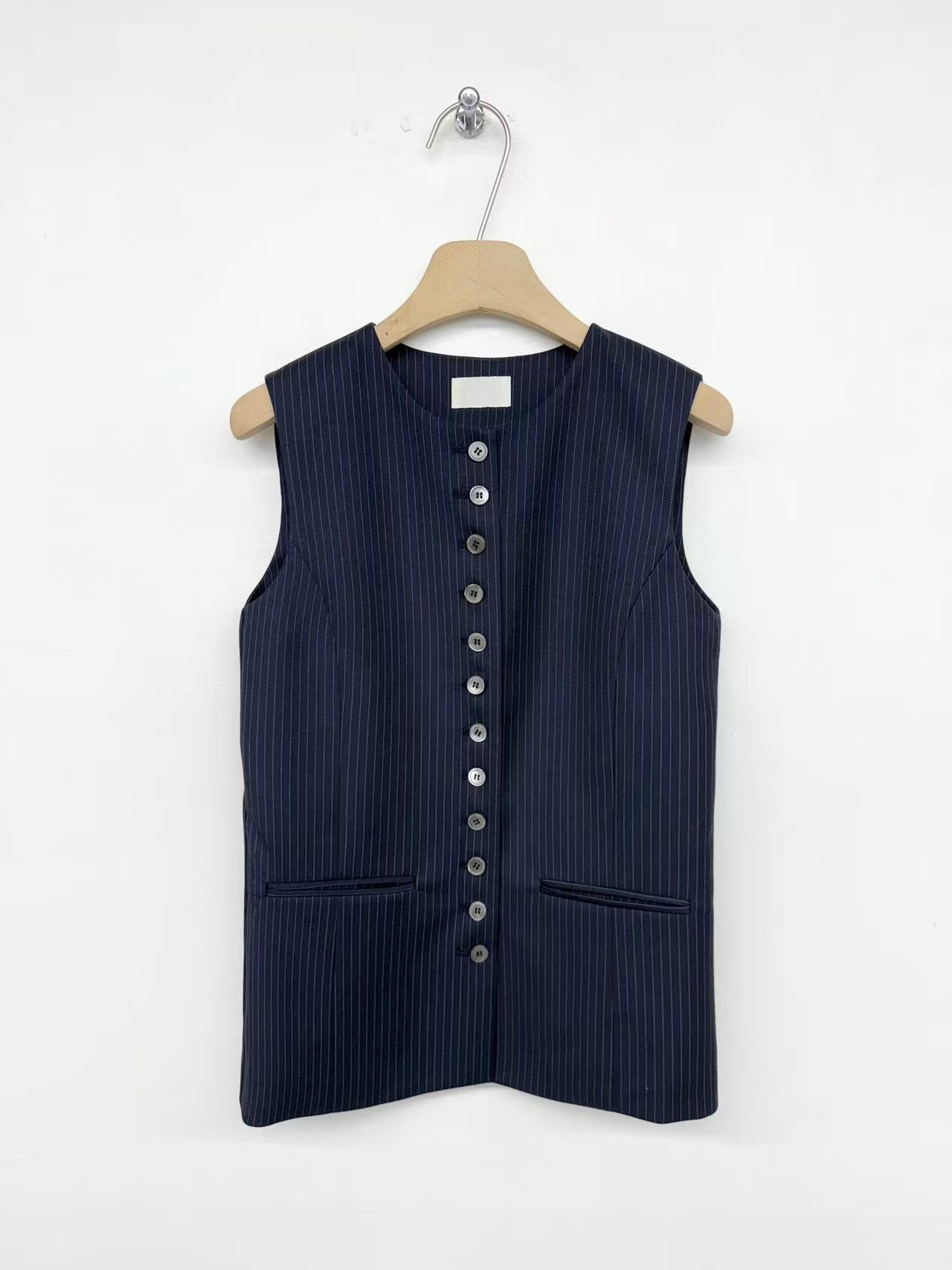 Petal Top (2 Colors)