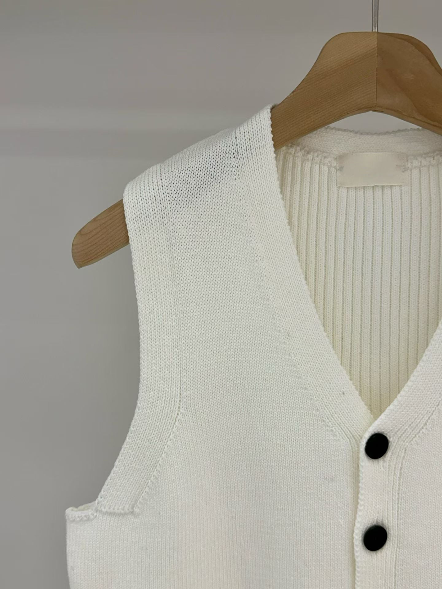 Pasithea Knit Sweater Vests (3 Colors)