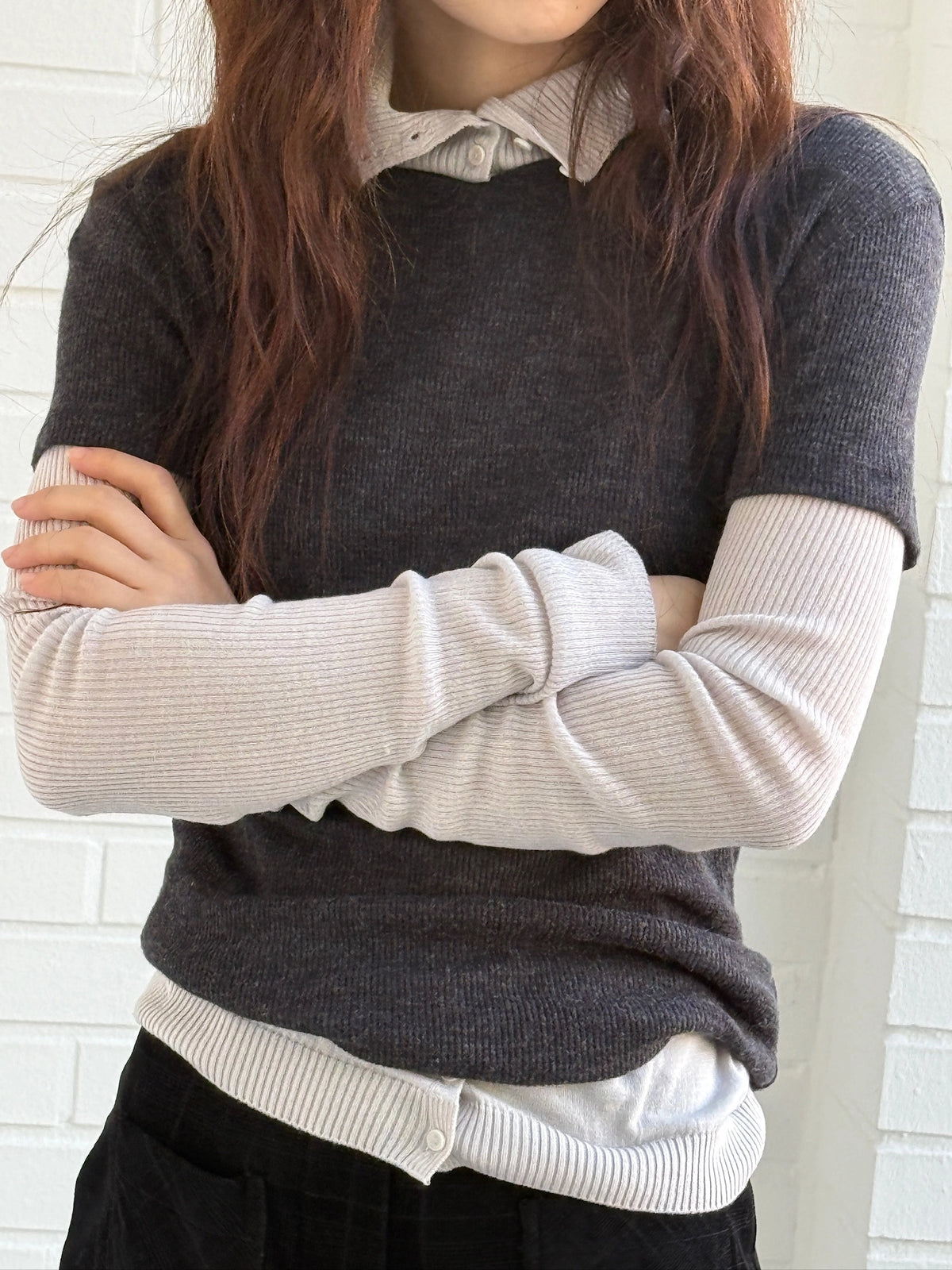 Wool Button Cardigan (4 Colors) model photo