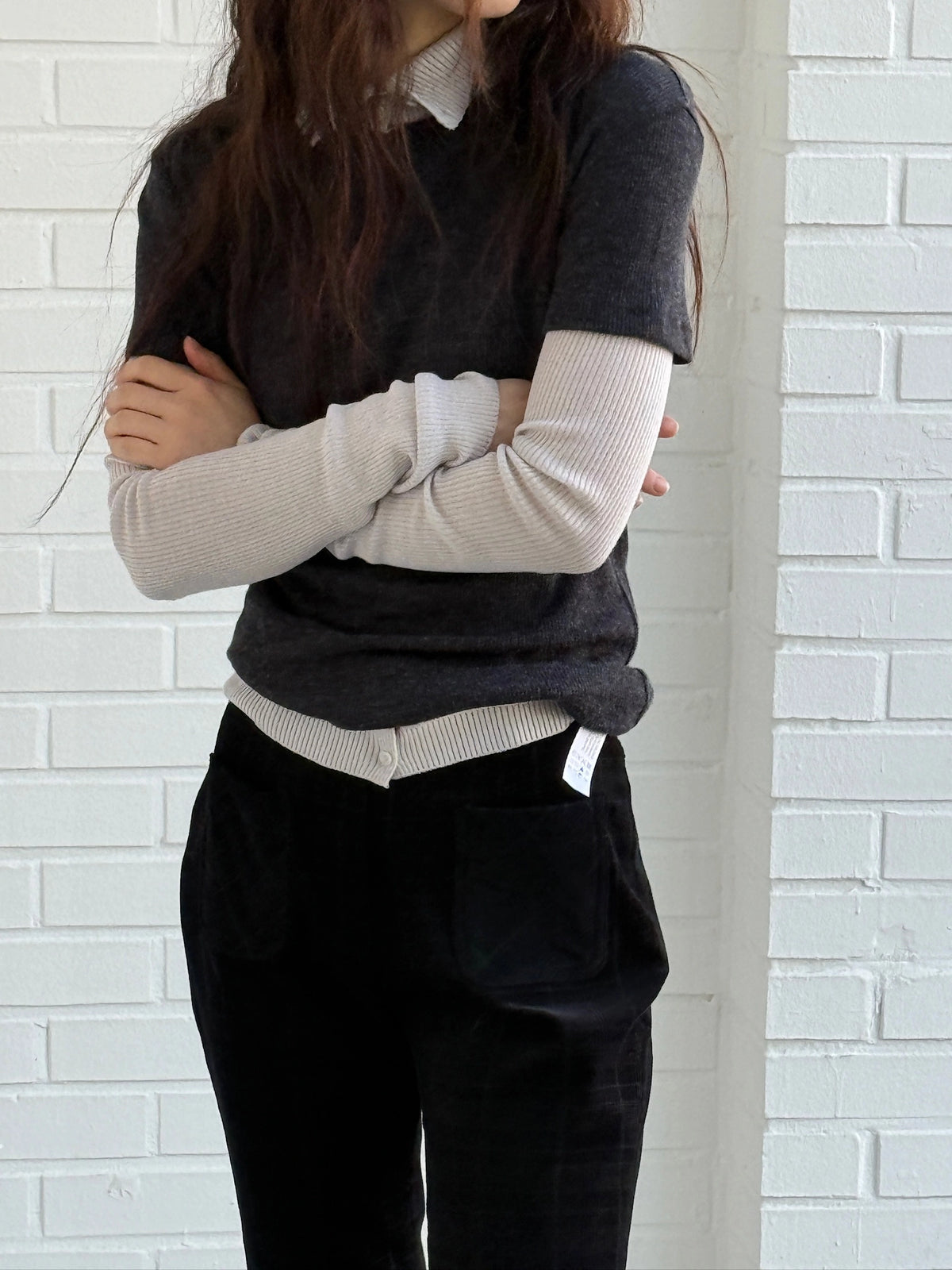 Wool Button Cardigan (4 Colors) model photo