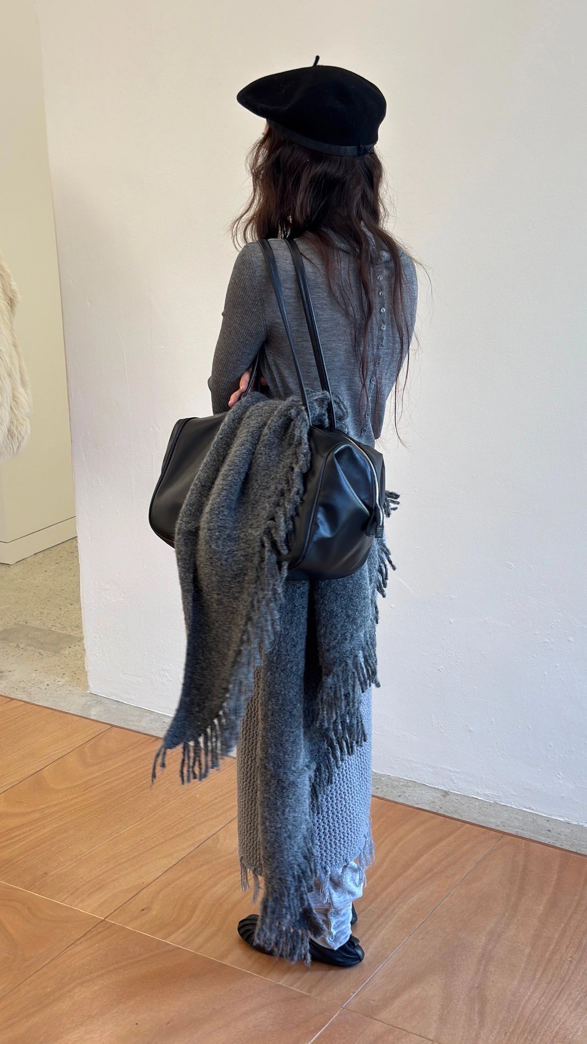 Wool Button Cardigan (4 Colors) model photo