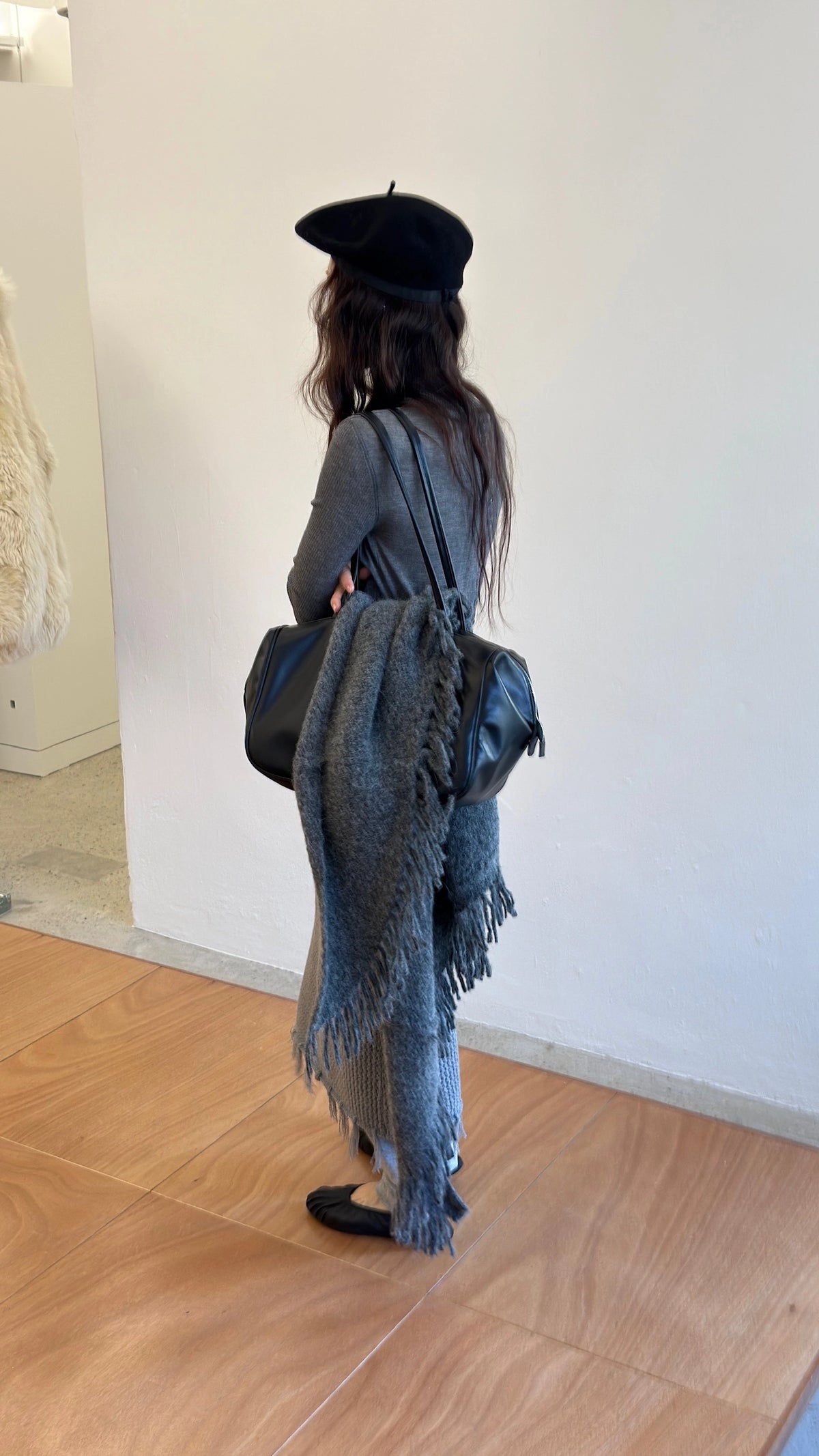 Wool Button Cardigan (4 Colors) model photo