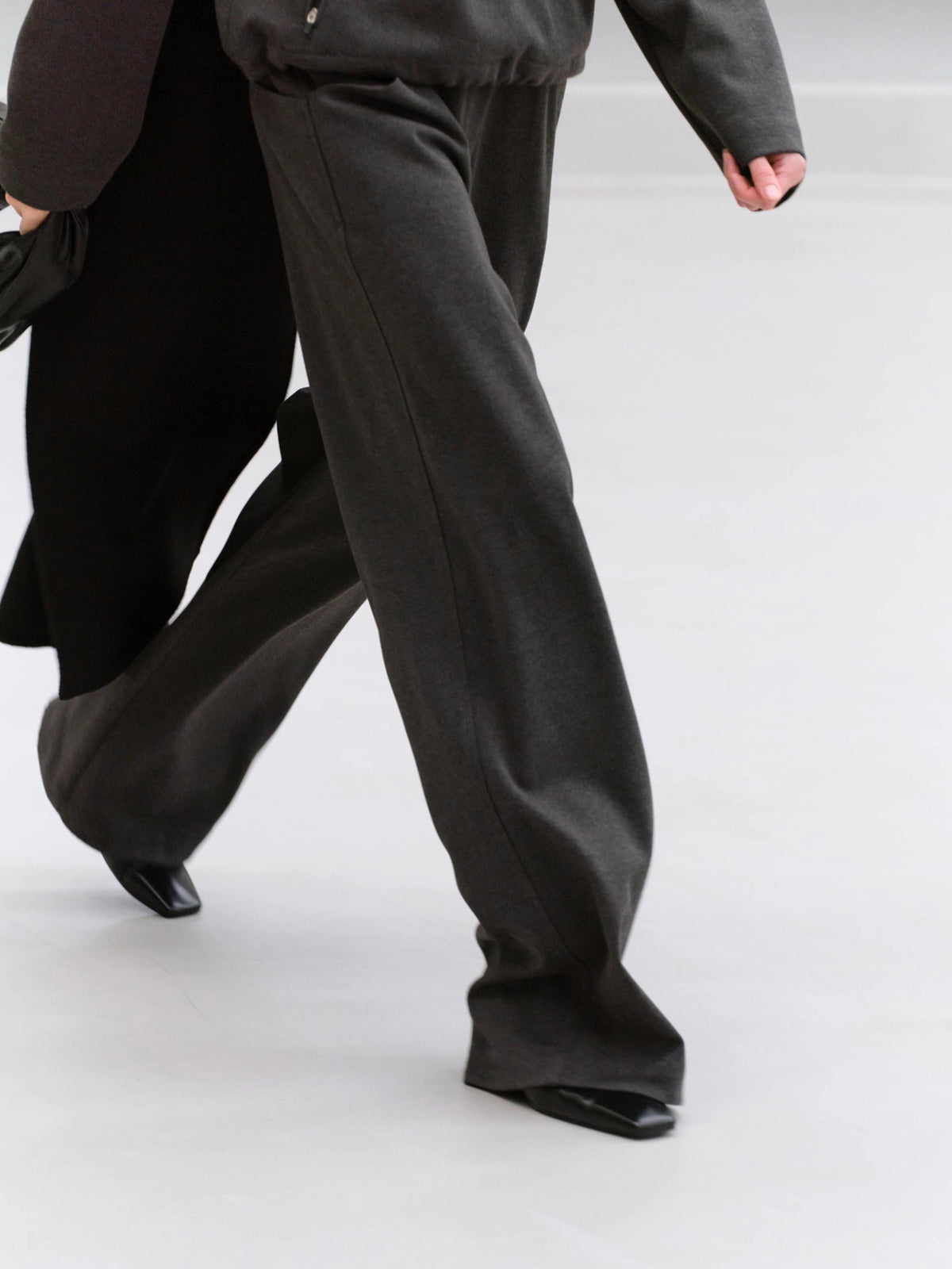 Hering Brushed Pants model photo