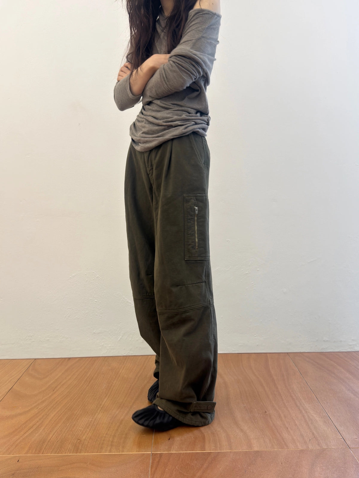 Boatneck Drape Tee (4 Colors) model photo